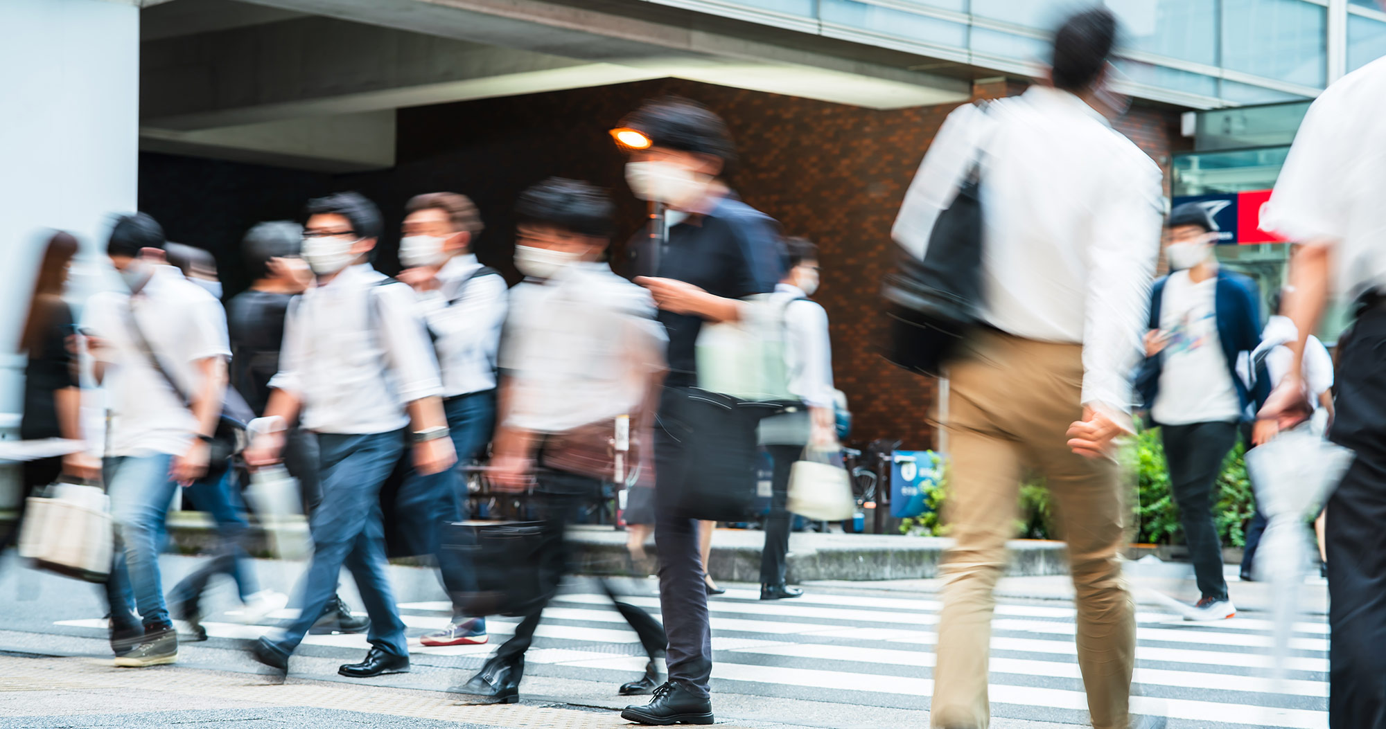 忙しいビジネスマンこそ未来を見据えてスキマ時間で効率的に学習